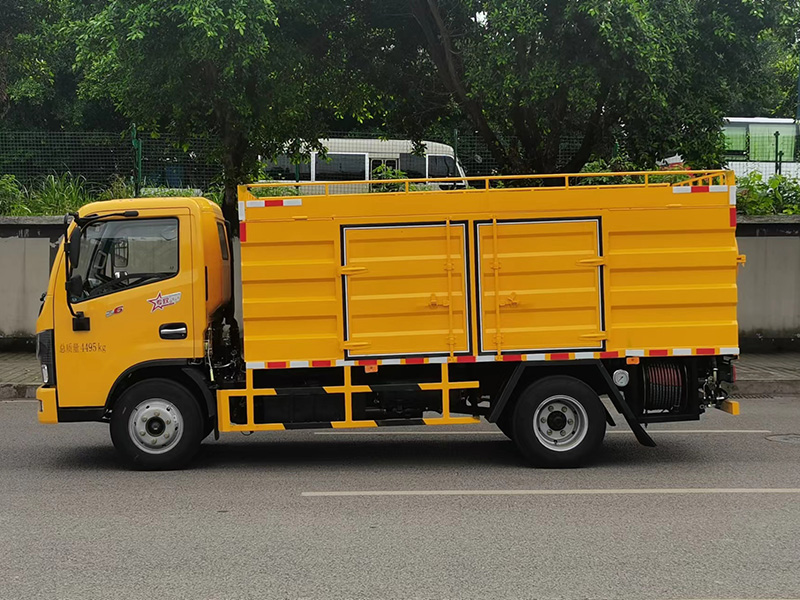 6m3餐廚垃圾油自吸作業(yè)車（GHW5042TWJDF吸污凈化車）